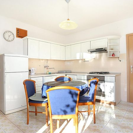 Apartments With A Parking Space Brela, Makarska - 18495 客房 照片
