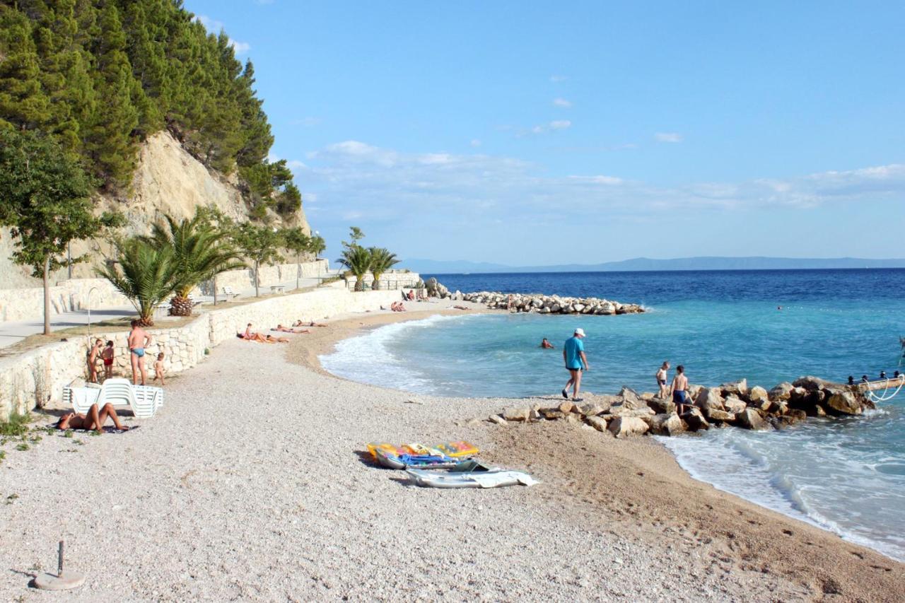 Apartments With A Parking Space Brela, Makarska - 18495 外观 照片