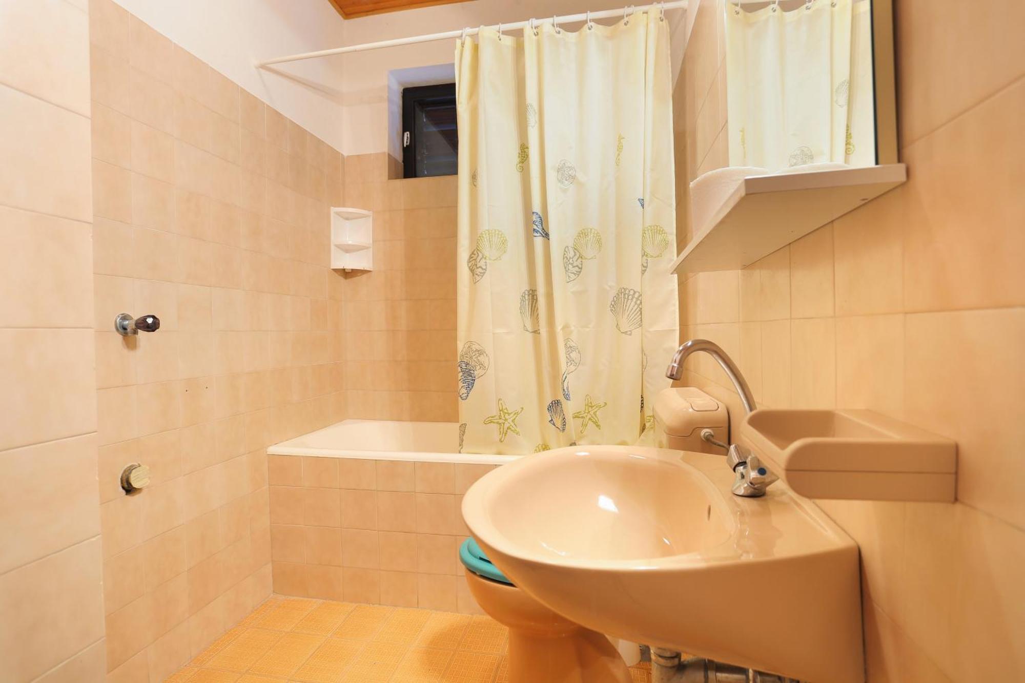 Apartments With A Parking Space Brela, Makarska - 18495 客房 照片